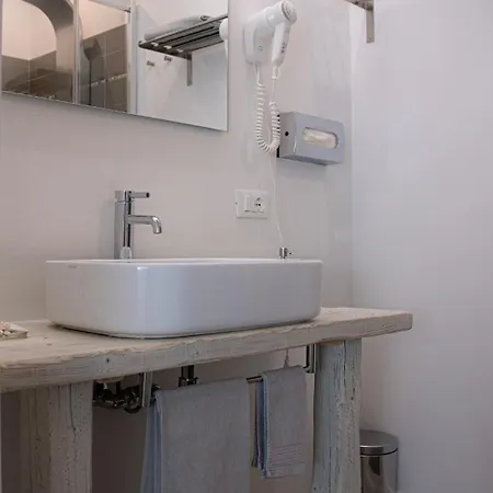 Bed & Breakfast Flyingaway