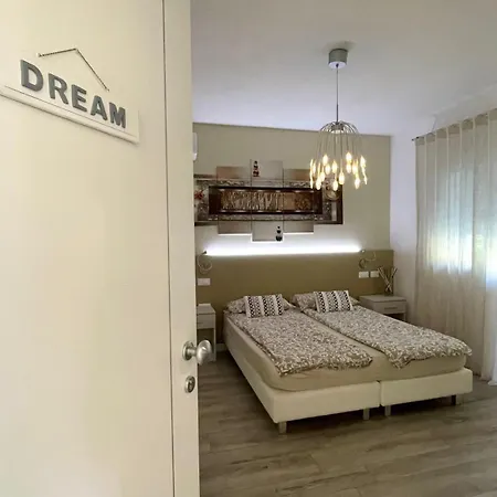 Flyingaway Bed & Breakfast Borso del Grappa