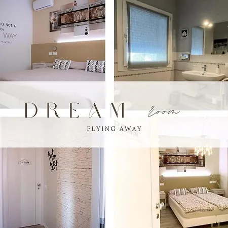 Bed & Breakfast Flyingaway 4*