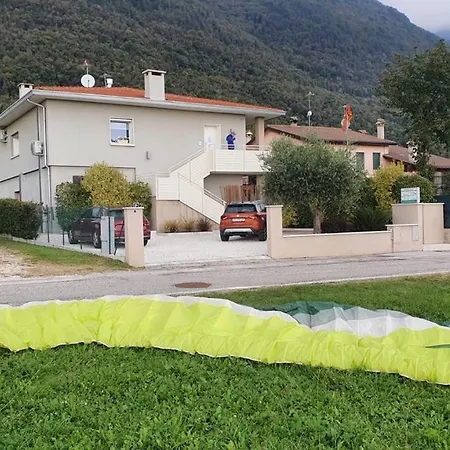 Bed & Breakfast Flyingaway Borso del Grappa