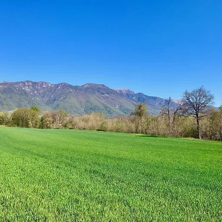 Bed & Breakfast Flyingaway