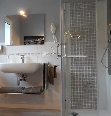 Flyingaway Bed & Breakfast Borso del Grappa