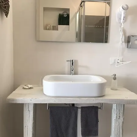 Flyingaway Bed & Breakfast